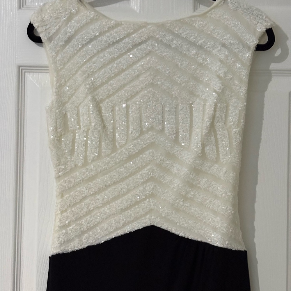 NWT Ralph Lauren Black and Cream sequin and jersey dress size 4 - Picture 4 of 5